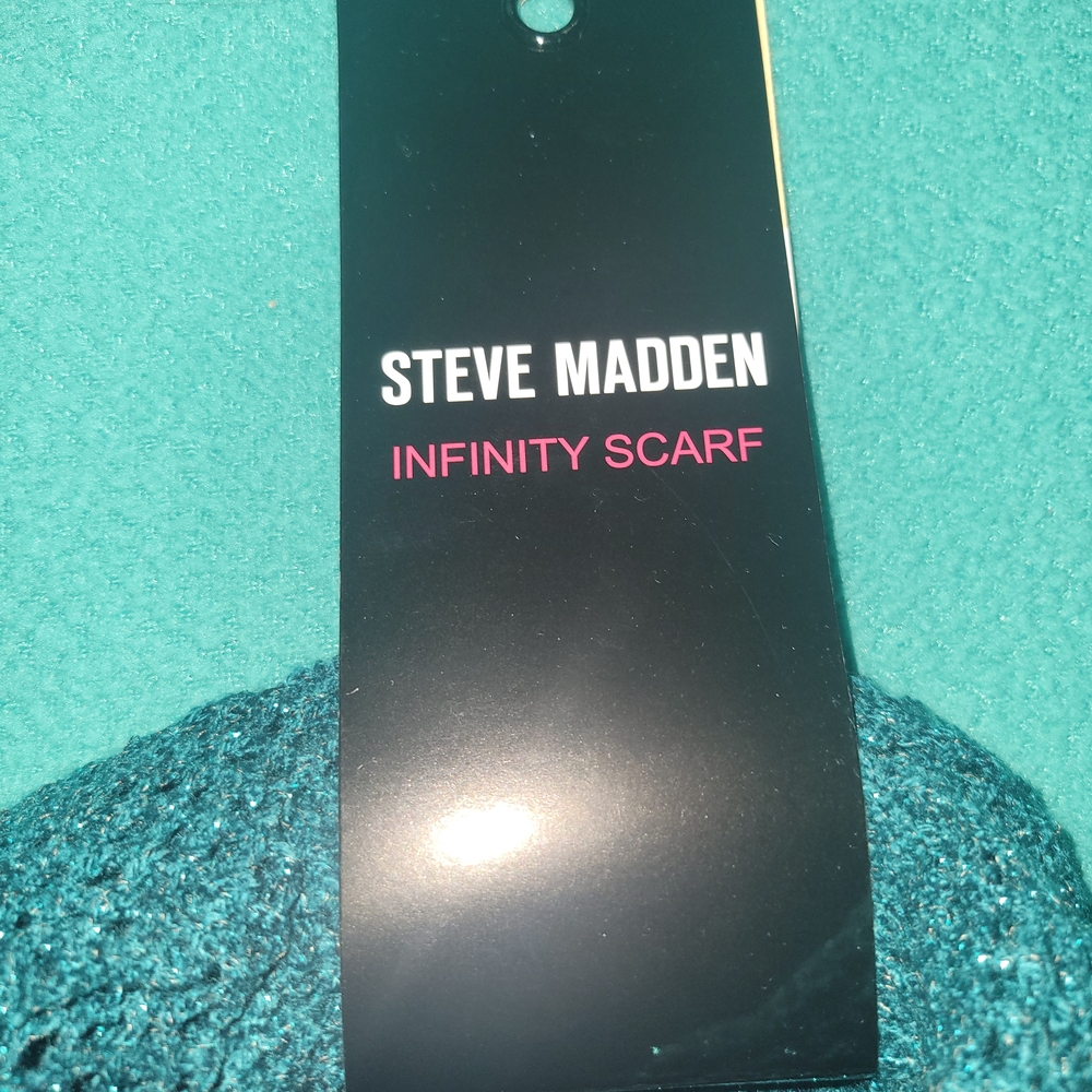 Steve Madden Teal Infinity Scarf